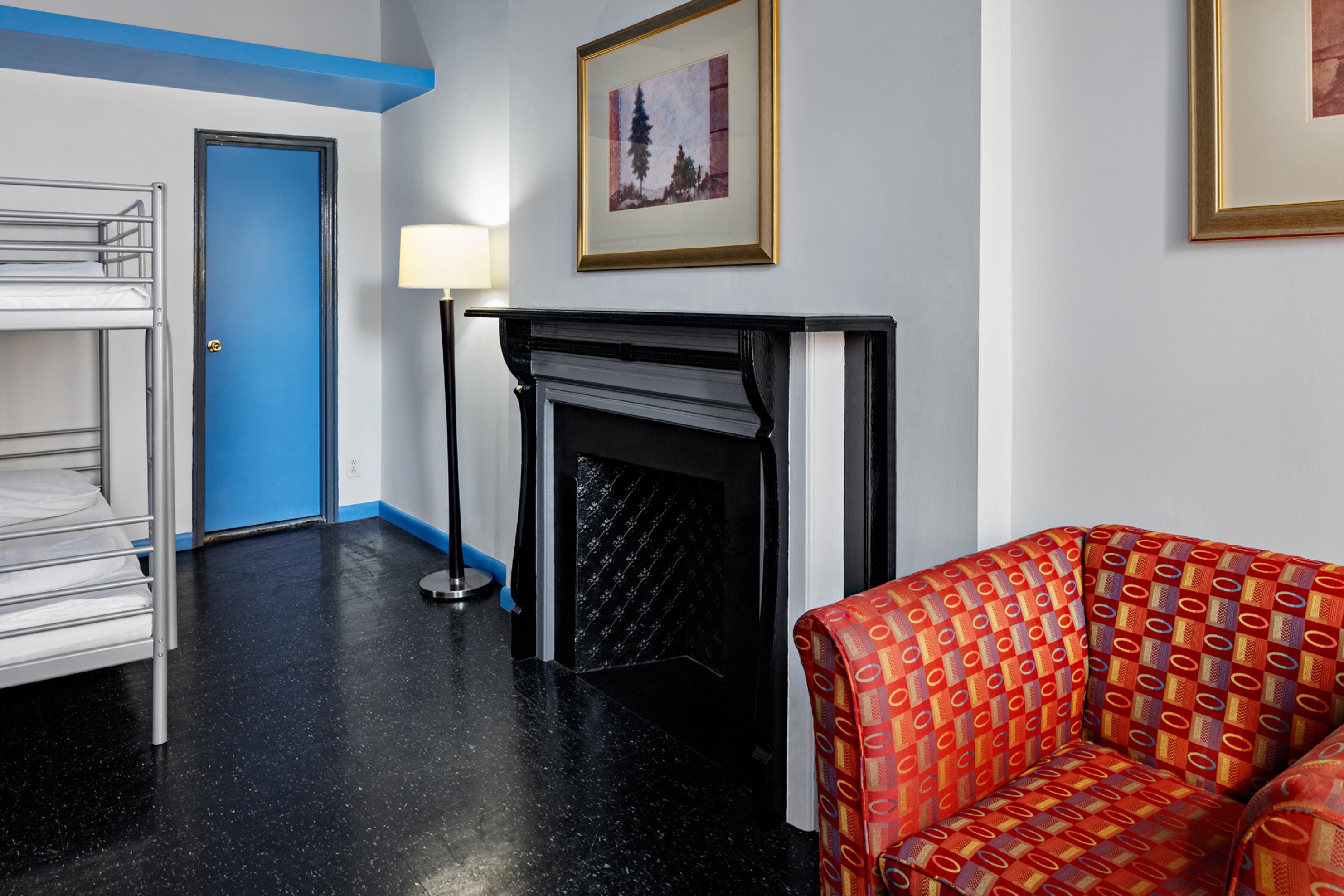 Albergue Park West *